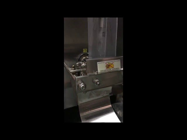 د اتوماتیک مایع ساکټ معدنی اوبو تولیه د پیکنگ ماشین ډک